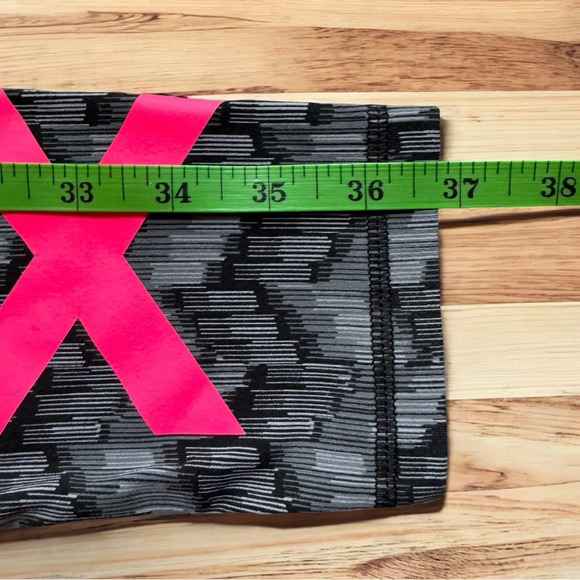 VICTORIA’S SECRET VSX Knockout Tight Pant - Medium - Geometric Print & Pink Logo - Picture 8 of 12